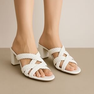 STUART WEITZMAN Woven Padded sandals size 7